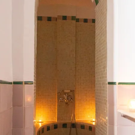 Casa Del *